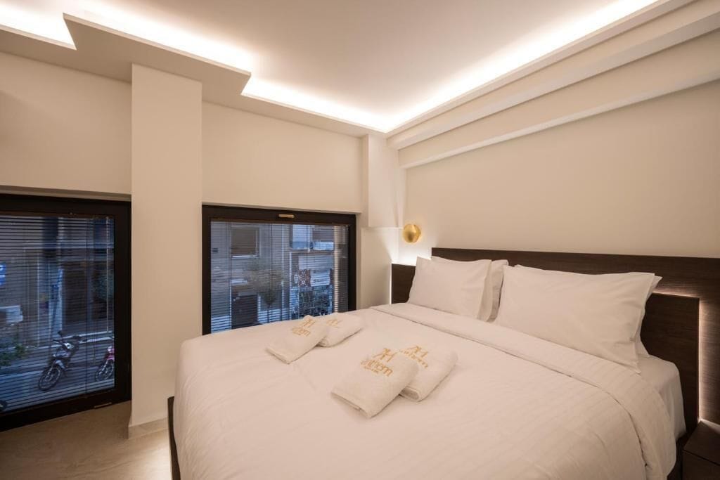 Economy Double Room | Coffres-forts dans les chambres, Wi-Fi gratuit, draps fournis