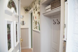 Interior - Snug Corner (Holmfirth)