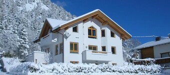 The Mark Family's Vacation Rental! Whether it's skiing, hiking, or biking, anything is possible!