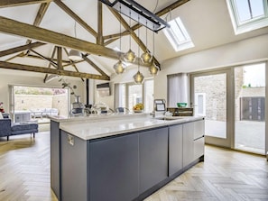 Interior - 2 Bed in Driffield (oc-88238) (Lund)