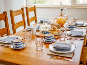 Dining - 3 Bed in Truro (oc-88404) (Rose)