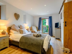 3 Schlafzimmer, Reisekinderbett, kostenloses WLAN, Bettwäsche