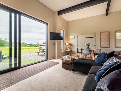 2 Bed in Blandford Forum (oc-88266)