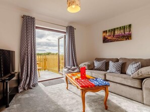 TV, fireplace - 4 Bed in Bodmin (oc-88543) (Bodmin)