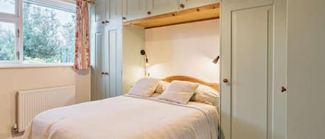 3 chambres, lit parapluie, Wi-Fi gratuit, draps fournis