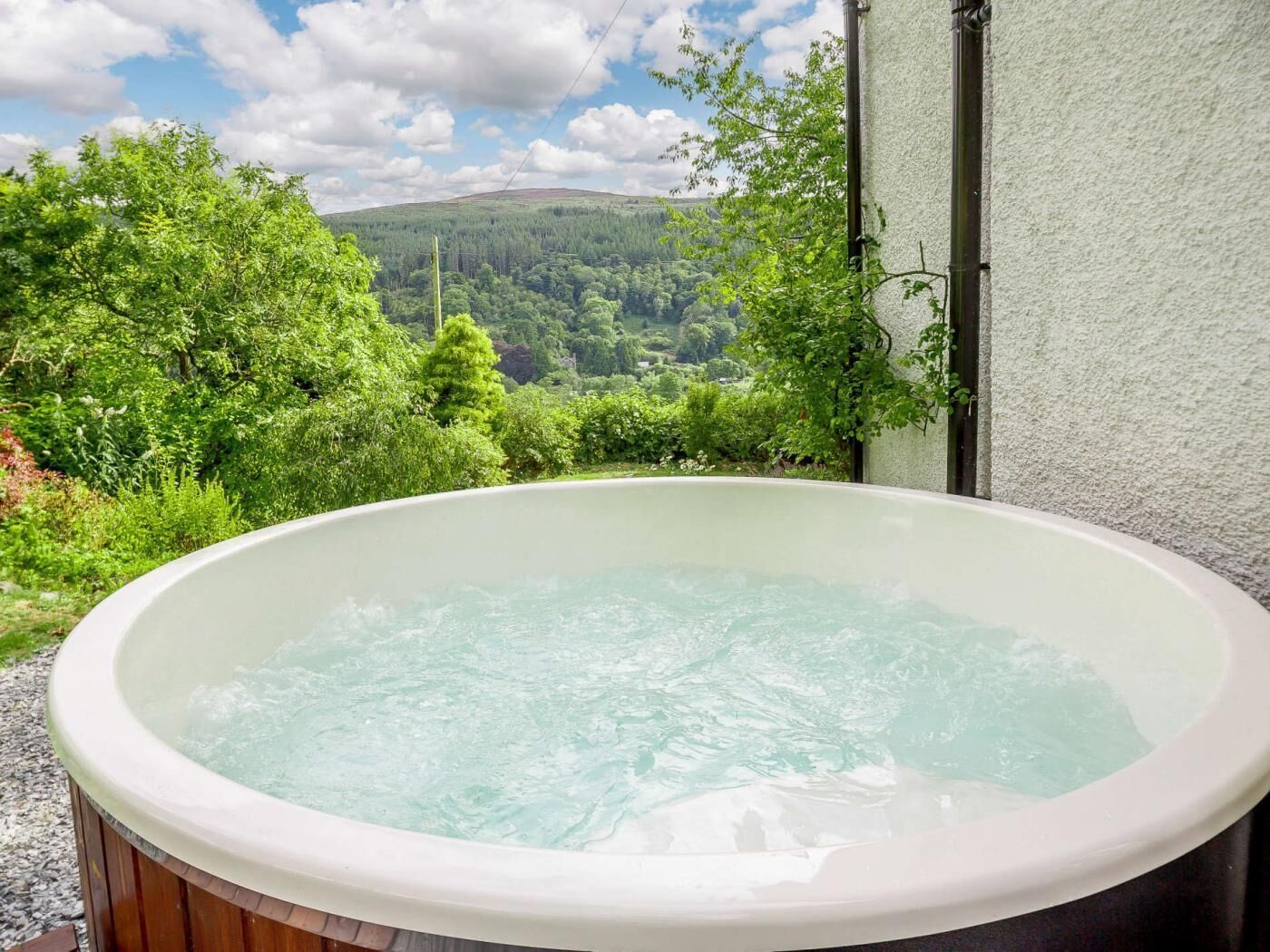 Baignoire à remous extérieure