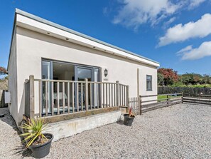 Terrace/patio - 2 Bed in Camborne (oc-88826) (Camborne)