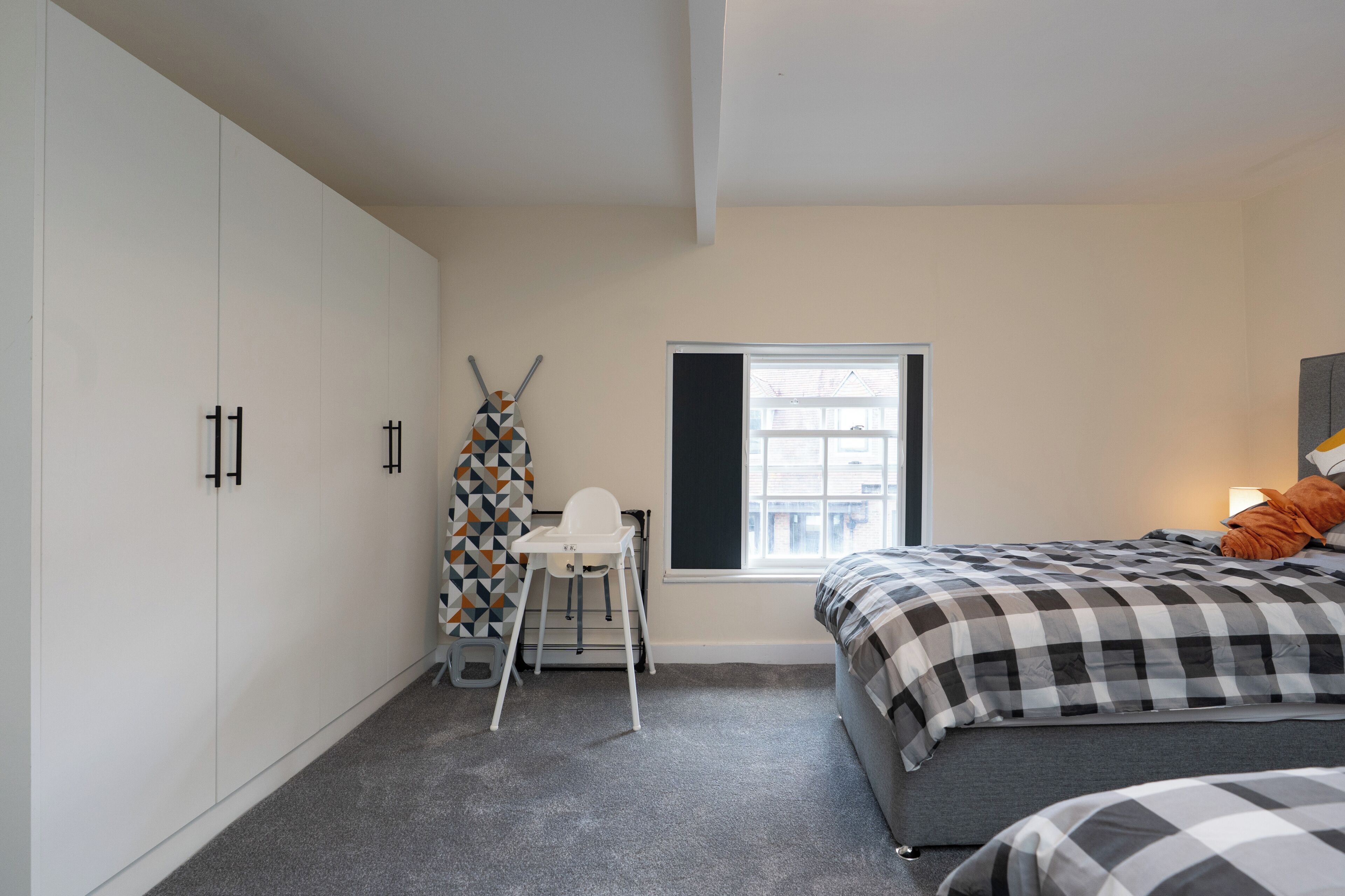 2 Schlafzimmer, Bügeleisen/Bügelbrett, kostenloses WLAN, Bettwäsche