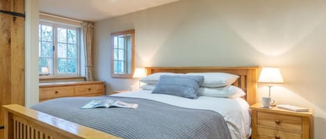 3 chambres, lit parapluie, Wi-Fi gratuit, draps fournis