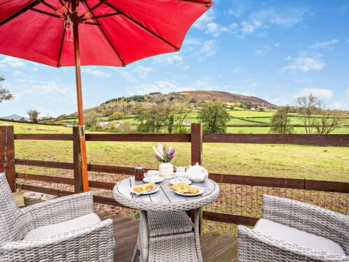 1 Bed in Abergavenny (oc-bn092)