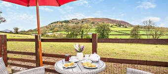 1 Bed in Abergavenny (oc-bn092)