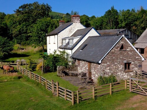 1 Bed in Brecon (oc-bn264)
