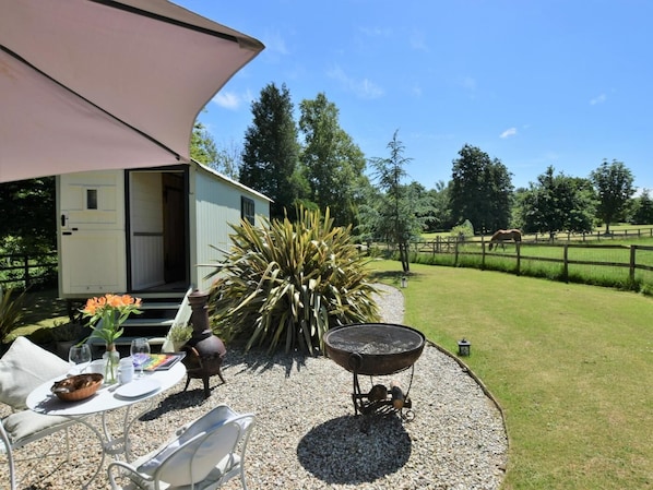 Outdoor dining - 1 Bed in Benenden (oc-bt096) (Benenden)