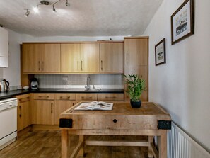 微波爐、焗爐、洗碗機、廚房用具/餐具/器皿