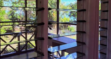 Waitui House is a newly renovated house located at Devodara Beach, Savusavu
