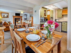 Dining - 2 Bed in Bodmin (oc-vinec) (Luxulyan)