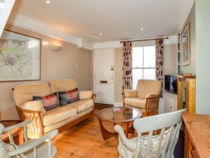 TV, fireplace - 3 Bed in Whitstable (oc-wcc07) (Whitstable)