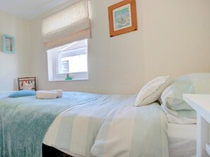 Travel crib, free WiFi, bed sheets - 2 Bed in Bideford (oc-salsp) (Appledore)