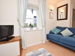 TV - 2 Bed in Bideford (oc-salsp) (Appledore)