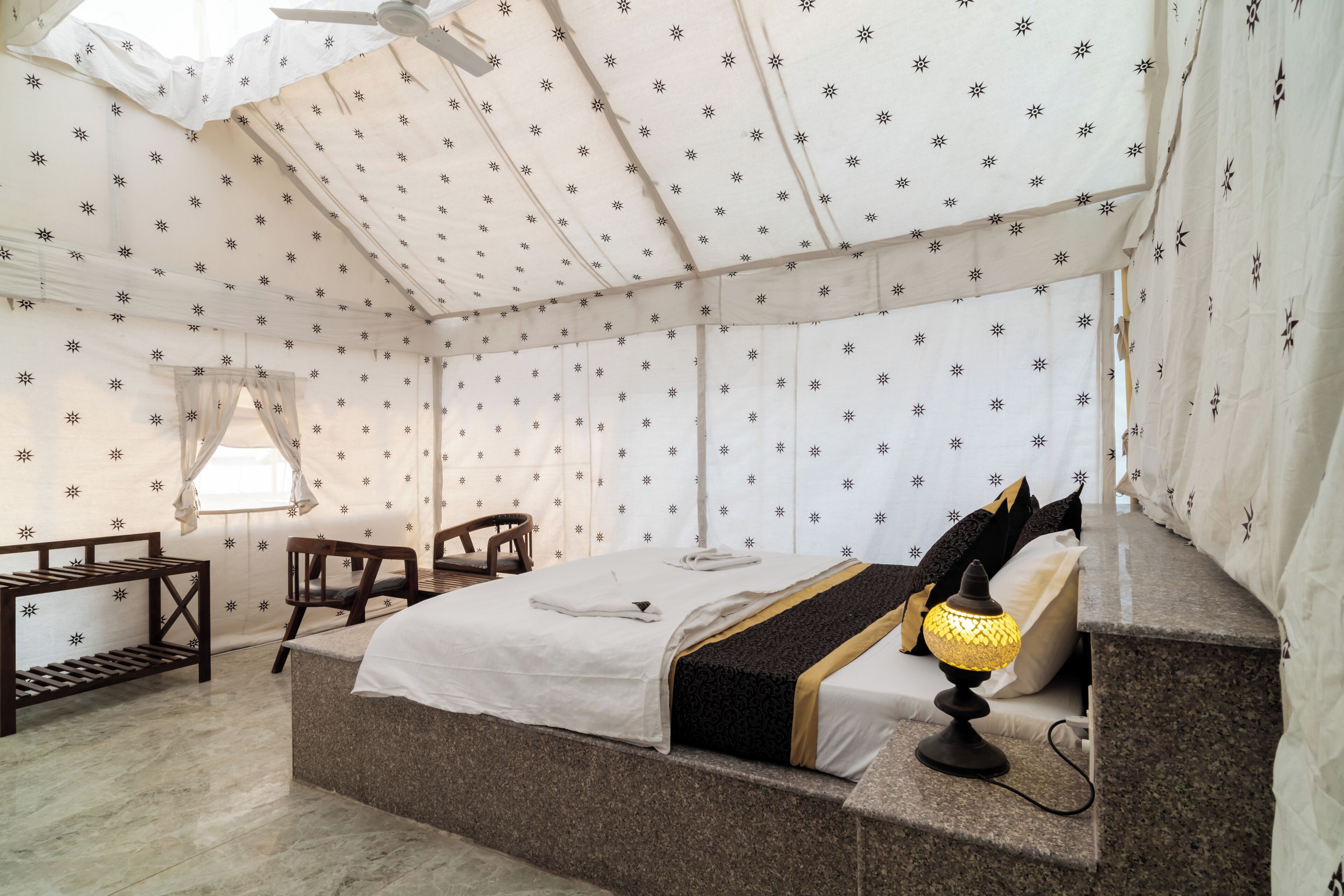 Luxury Double Room, Desert view | In-room safe, desk, laptop workspace, blackout curtains