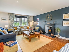 TV, fireplace - 4 Bed in Aspatria (oc-sz119) (Hayton)