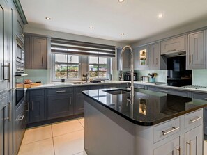 Oven, dishwasher, high chair, cookware/dishes/utensils - 4 Bed in Aspatria (oc-sz119) (Hayton)