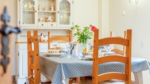Dining - 2 Bed in Bude (oc-wooww) (Poundstock)