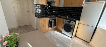 Coventry Road Apartments Flat 1