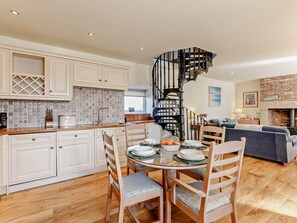 Dining - 3 Bed in Seahouses (oc-cn153) (Seahouses)