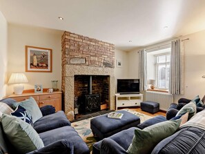 TV, fireplace - 3 Bed in Seahouses (oc-cn153) (Seahouses)