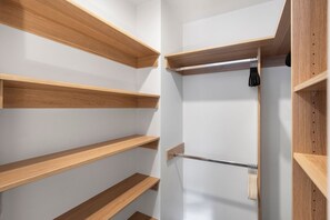 Unclassified image, 5 of 24, button - Fortitude Valley Hideaway | 6 Guests, 2 Car Bays (Fortitude Valley)
