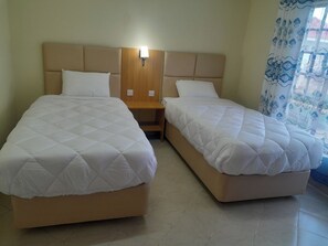Family Double or Twin Room, Balcony, Mountain View - Oloitoktok Airstrip Resort Limited (Oloitoktok)