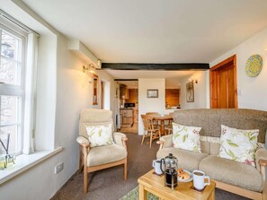 TV, fireplace - 1 Bed in Holmrook (oc-sz503) (Irton with Santon)