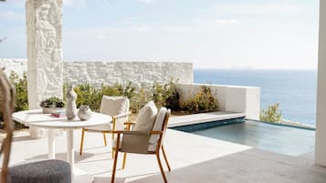 Private pool