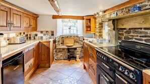 Private kitchen - 3 Bed in Bude (oc-heyle) (Launcells)