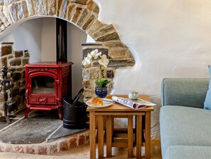 Interior - 3 Bed in Bude (oc-heyle) (Launcells)
