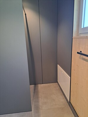 Interior - Apartment 'Ferienappartement Coleen' with Private Terrace, Balcony and Wi-Fi (Höchst)