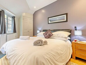 Travel crib, WiFi (free) - 1 Bed in Truro (oc-thero) (Perranporth)