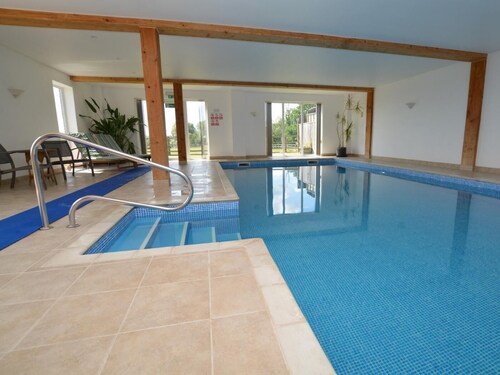 2 Bed in Sherborne (oc-folki)