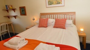 1 bedroom, free WiFi, bed sheets - 1 Bed in Edinburgh (oc-e1887) (Edinburgh)