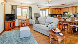 Unclassified image, 4 of 16, button - 1 Bed in Looe (oc-hivie) (Lansallos)