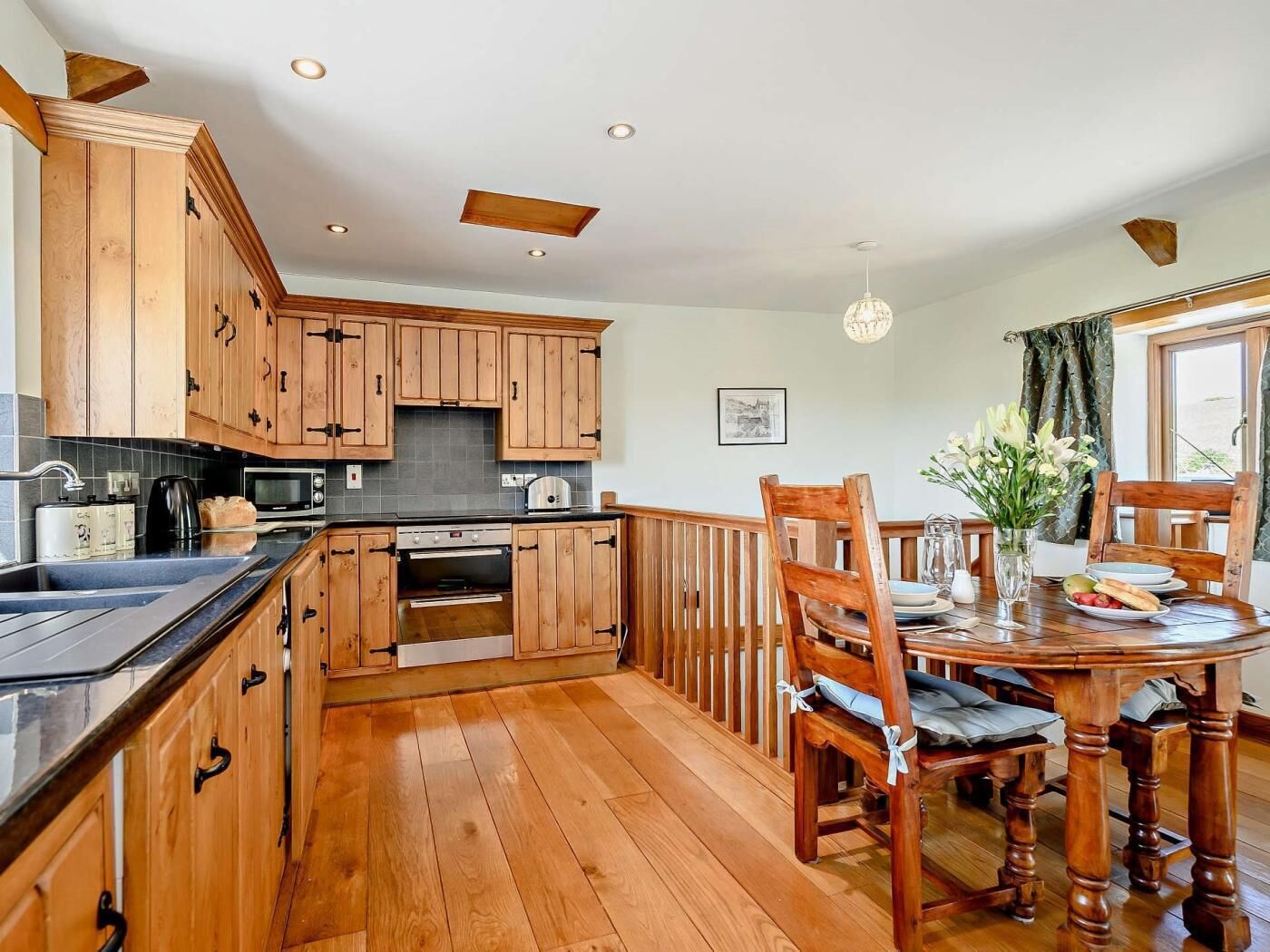 Well equipped kitchen/diner