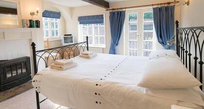 4 Bed in Knaresborough (oc-hh090)