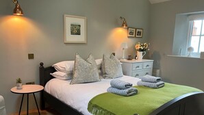 1 bedroom, free WiFi, bed sheets - 1 Bed in Thornton Watlass (oc-g0089) (Thornton Watlass)