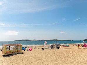 Beach - 2 Bed in Tenby (oc-fb290) (Tenby)