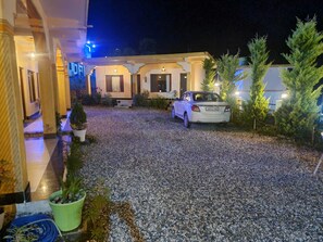 Property grounds - Shri Krishna Farm & Resort (Barkot)