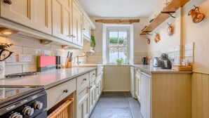 Private kitchen - 3 Bed in Cleator (oc-sz392) (Ennerdale Bridge)