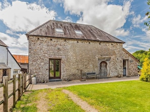 Exterior - 3 Bed in Winkleigh (oc-1450b) (Iddesleigh)