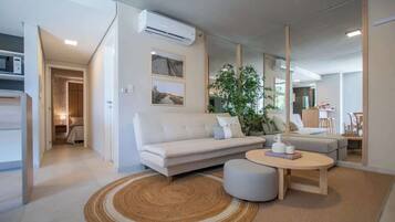 Departamento, vista a la ciudad | Área de sala de estar