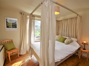 Free WiFi, bed sheets - 2 Bed in Kingsbridge (oc-fern2) (Kellaton)